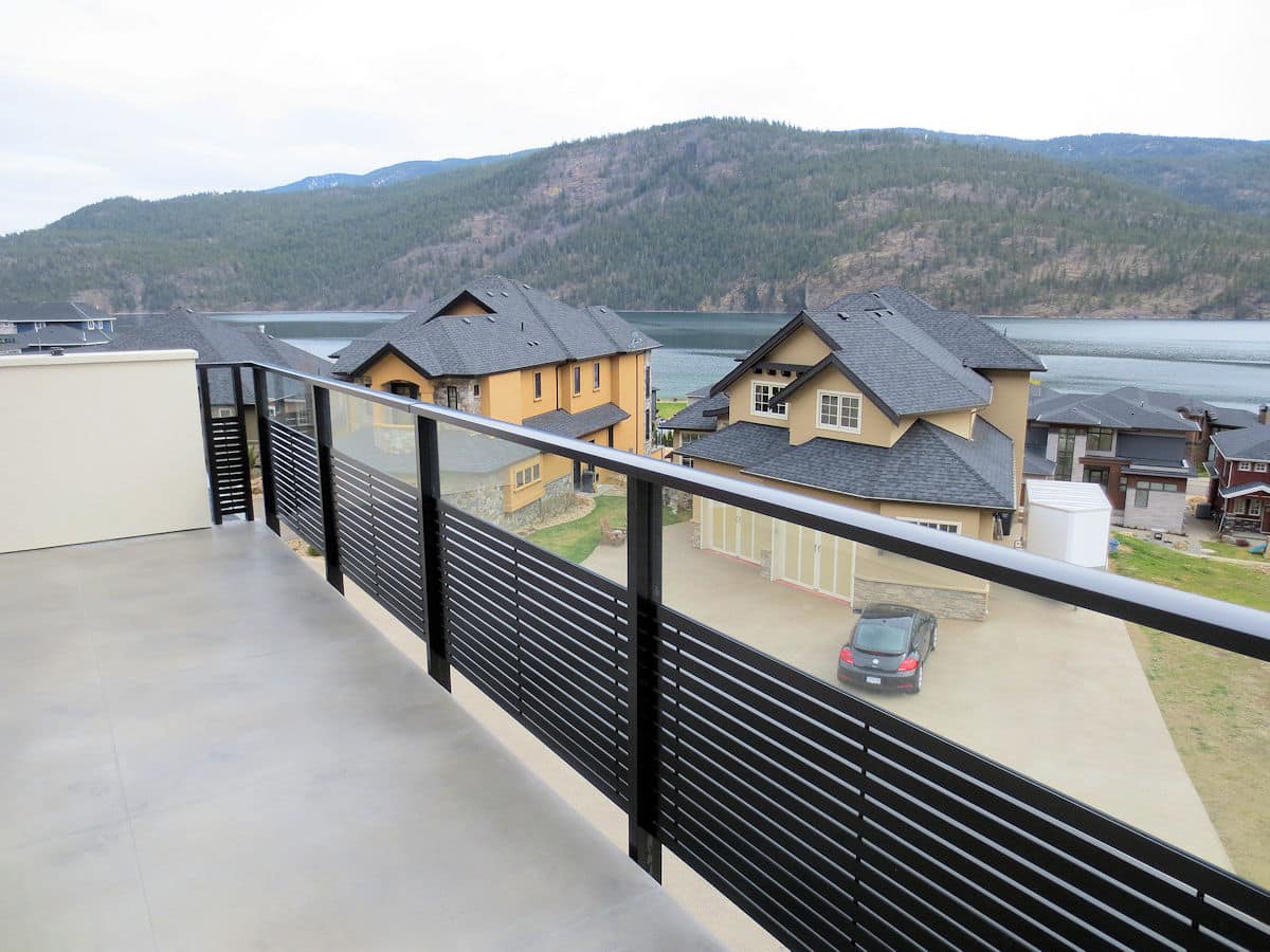 deck railings in Canada